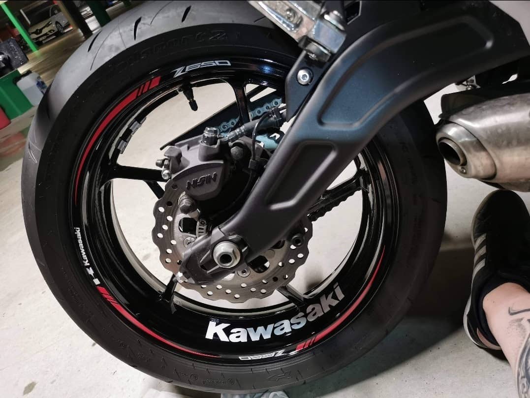 Nalepke za platišča Kawasaki Z650 4 Stickers jante Kawasaki Z650 - Slika 4
