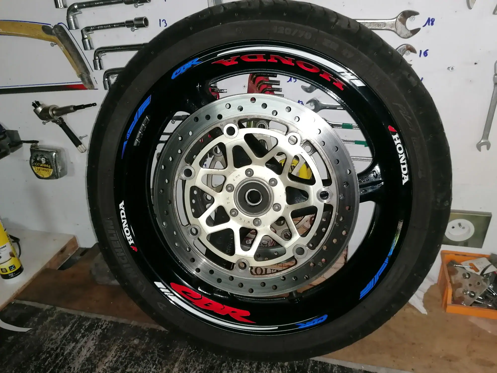 Fælgstickers Honda CBR 1100 6 Stickers jante Honda CBR 1100 - Billede 6
