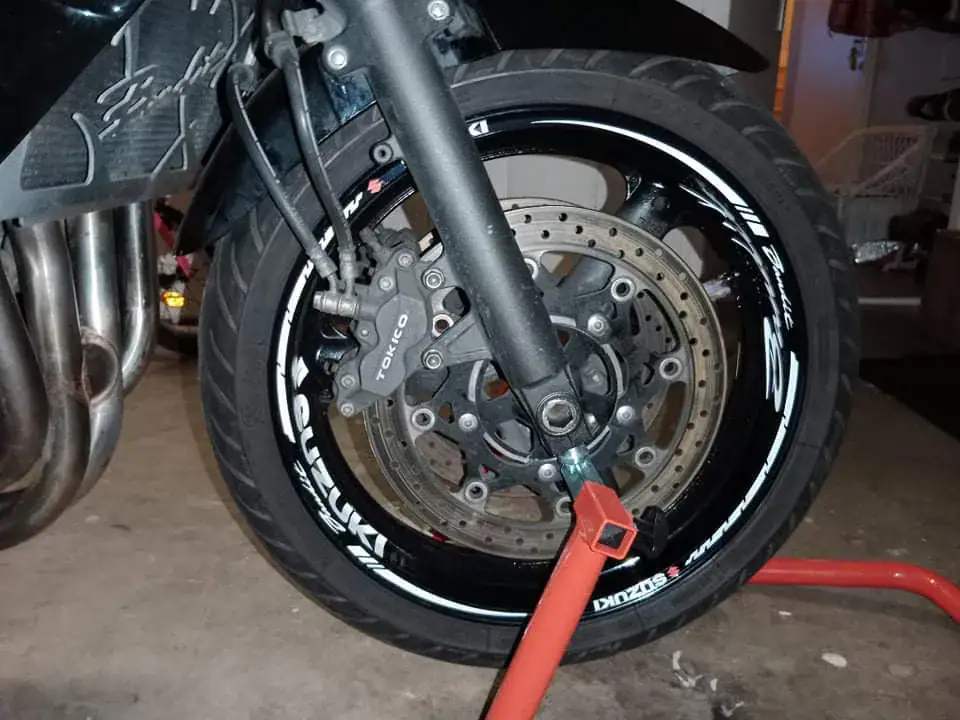 Fælgklistermærker Suzuki Bandit 650 4 Stickers jante Suzuki Bandit 650 - Billede 4