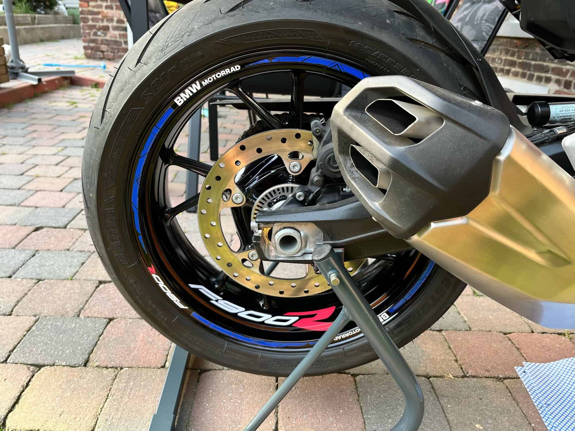 felnimatricák BMW F900R 8 Stickers jantes BMW F900R - Kép 8