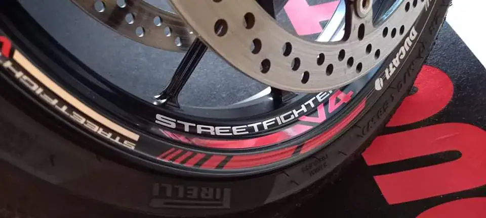 Nalepke za platišča Ducati StreetFighter V4 5 Stickers jante Ducati StreetFighter V4 - Slika 5