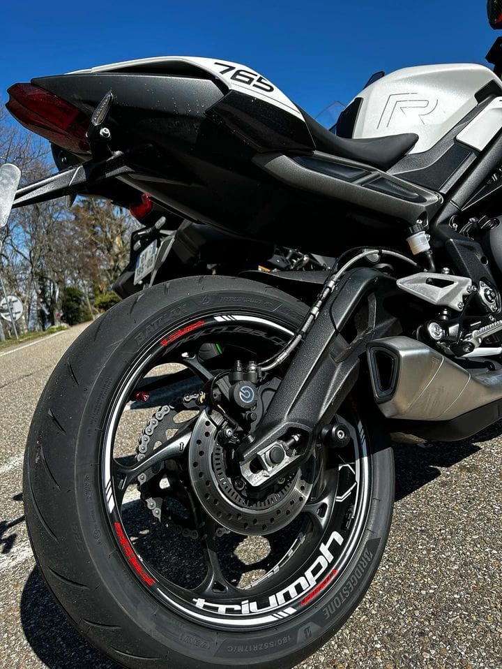 Felnimatricák Triumph Street Triple 765 R 4 Stickers jante Triumph Street triple 765 R - Kép 4