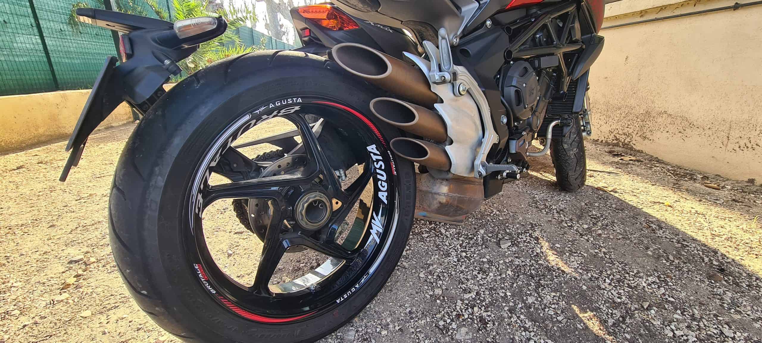 Rim stickers MV Agusta Brutal 800 4 Stickers jante Mv agusta Brutal 800 - Image 4