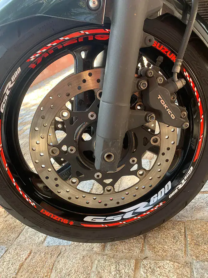 Adesivi per cerchi Suzuki GSR 600 3 Stickers jante Suzuki GSR 600 - immagine 3